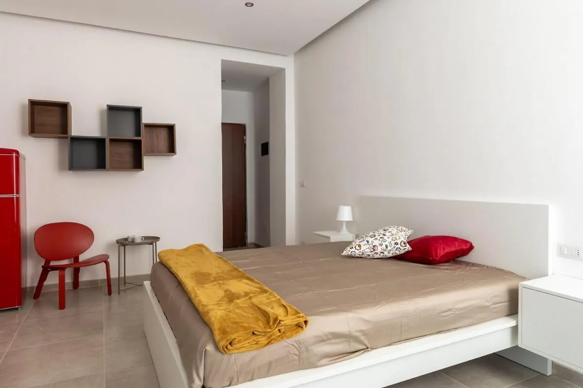 Apartment Edoardo' S House - Milan City - By Host4U