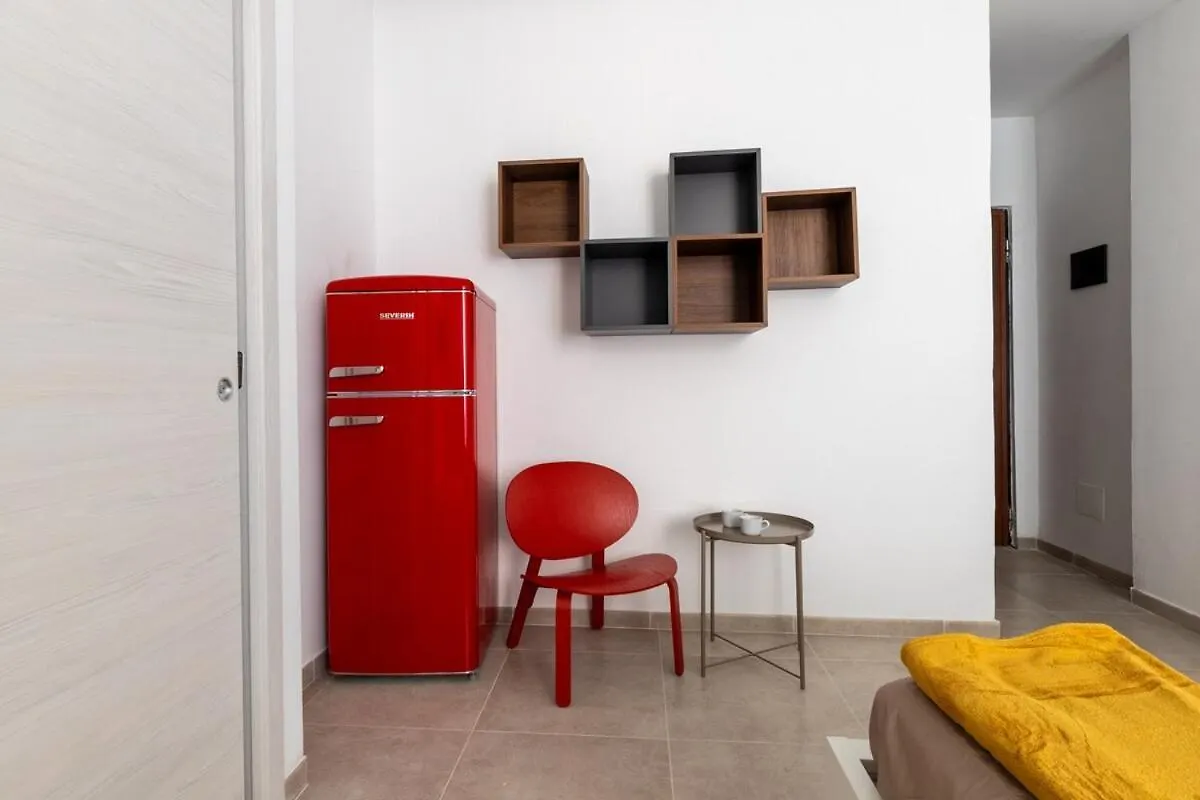 Edoardo' S House - Milan City - By Host4U 0*,  Italy