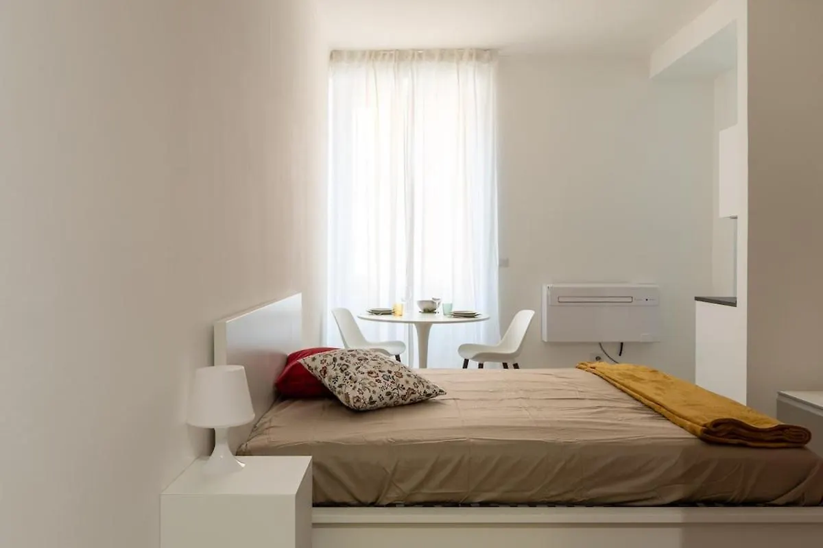 Edoardo' S House - Milan City - By Host4U